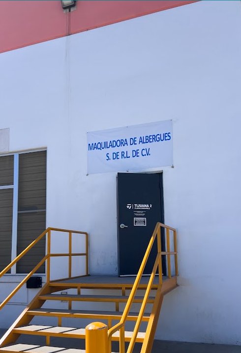 Acceso a la planta de Maquiladora de Albergues, S. de R.L. de C.V. en Tijuana